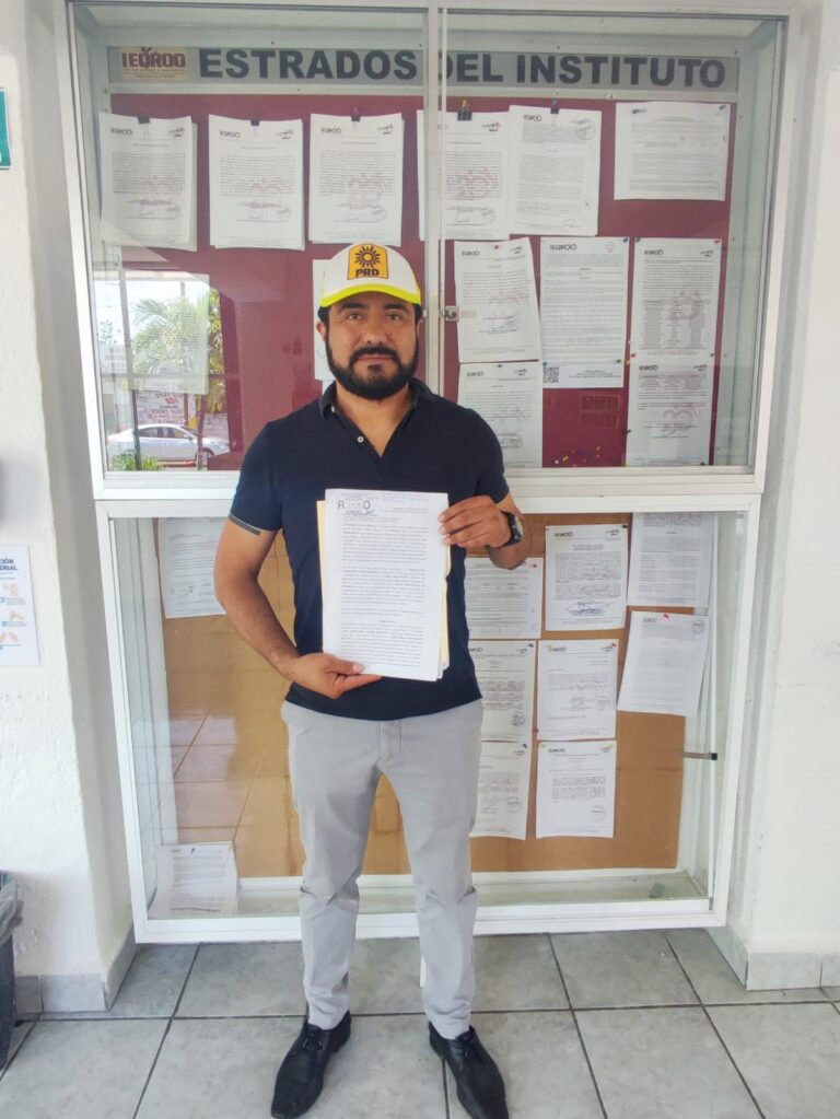 Denuncia el PRD a Pablo Bustamante por promocionar al PVEM con tarjetas “Mujer es vida”