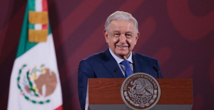 AMLO propone crear un tribunal para juzgar el actuar de los jueces