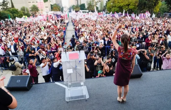 El cierre de precampaña de Sheinbaum, dice tener 20 puntos más arriba que la oposición